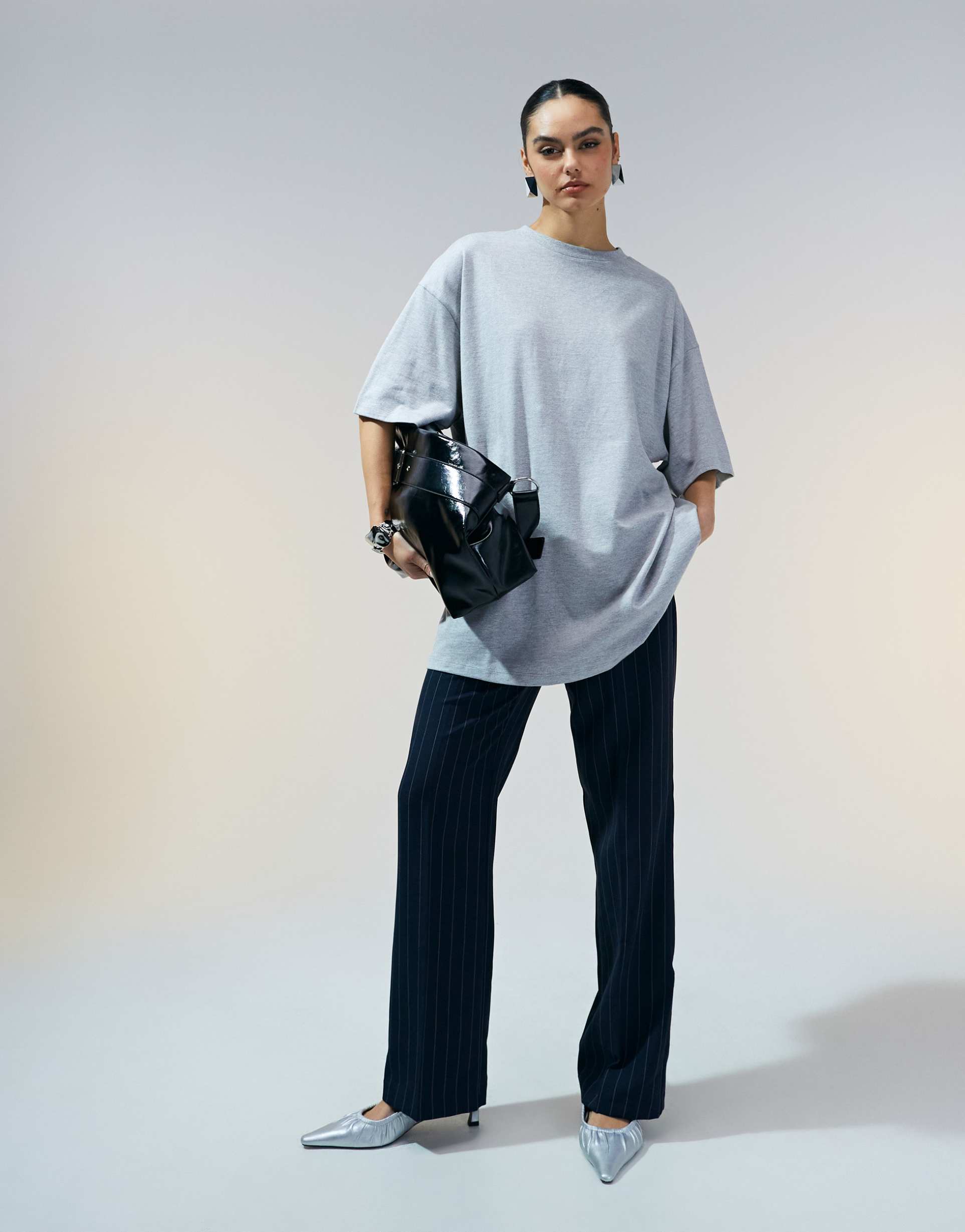 asos design longline heavyweight oversized t-shirt in gray heather