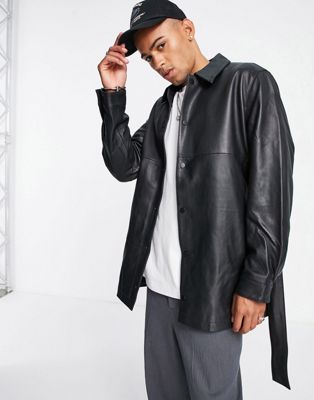 ASOS DESIGN – Longline-Hemdjacke aus Leder in Schwarz