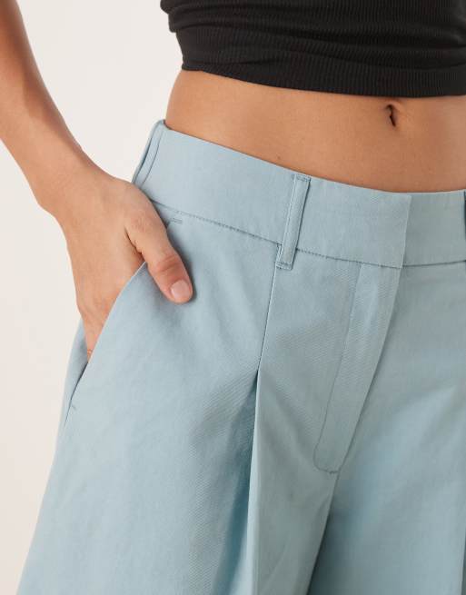 ASOS DESIGN longline pleat front safari shorts in turquoise
