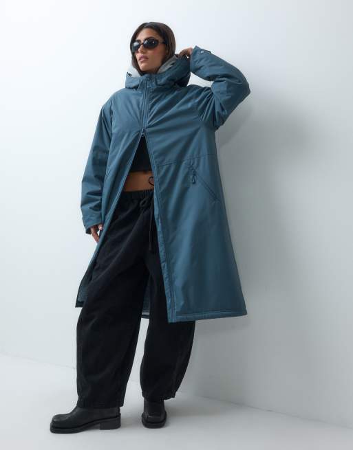 ASOS DESIGN longline rain coat in teal with blue borg liner, 3 of 4