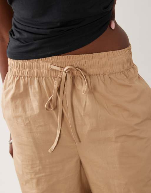 ASOS DESIGN longline shorts in camel, 3 of 5