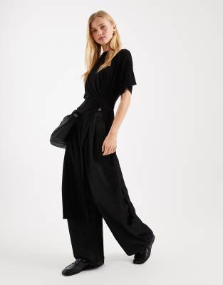 ASOS DESIGN - Longline-Tunika-Oberteil in Schwarz mit verdrehtem Detail