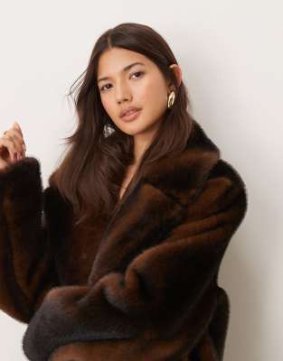 【YILON MADE】Waistmark eco fur coat ブラウン 06201-