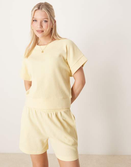 ASOS DESIGN longline waffle shorts in lemon, 4 of 5