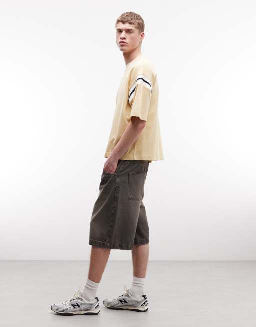 ASOS DESIGN loose denim jorts in brown with tint , 3 of 5