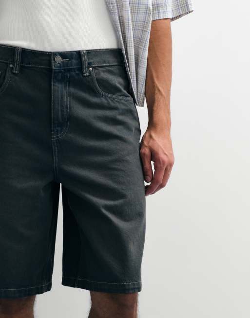 ASOS DESIGN loose denim jorts in dark wash blue with pleats , 4 of 7