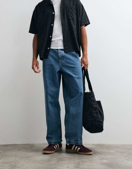 ASOS DESIGN loose jeans in mid wash blue with pleats, 4 of 5