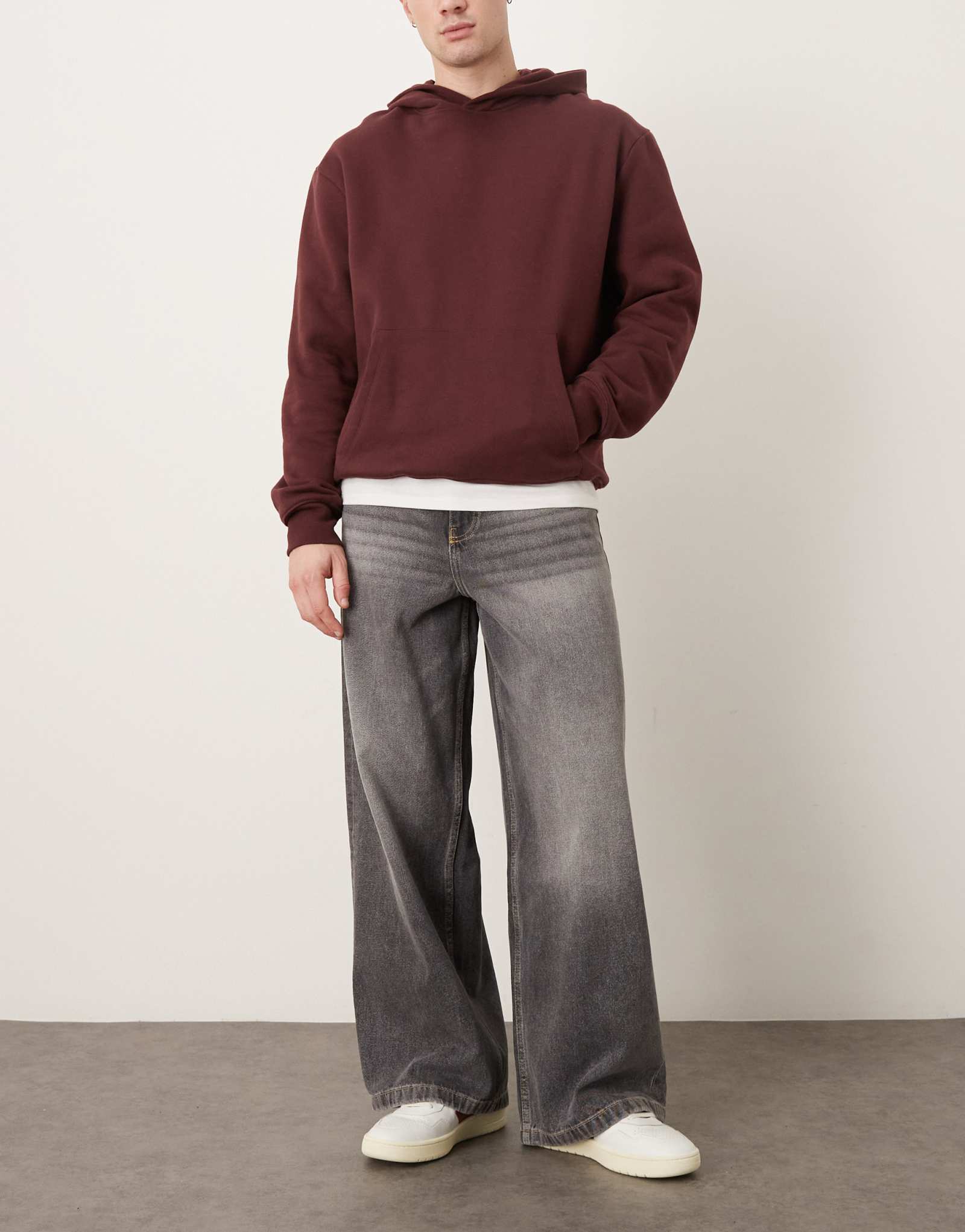 ДИЗАЙНЕРСКИЕ свободные джинсы ASOS стираного серого цвета