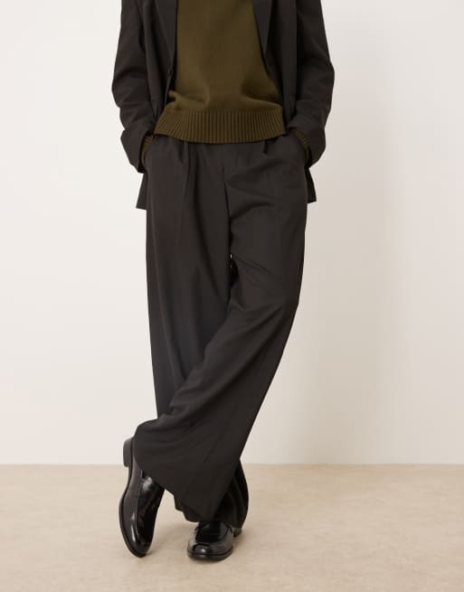 ASOS DESIGN loose leg pleat front suit trouser in black, 2 of 5