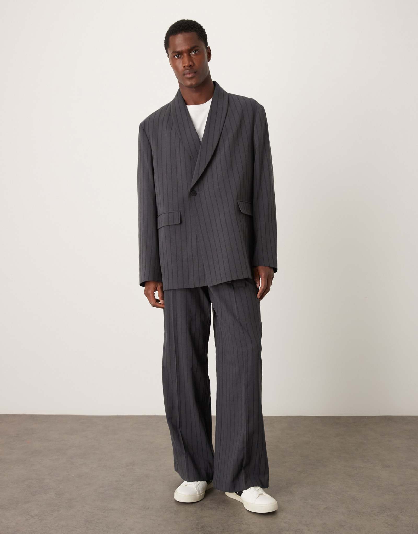 Дизайнерские брюки ASOS для костюма свободного кроя черного цвета