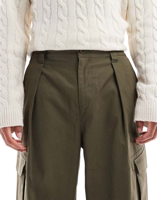 ASOS DESIGN loose pull on cargo trousers in khaki with pleats, 4 of 5