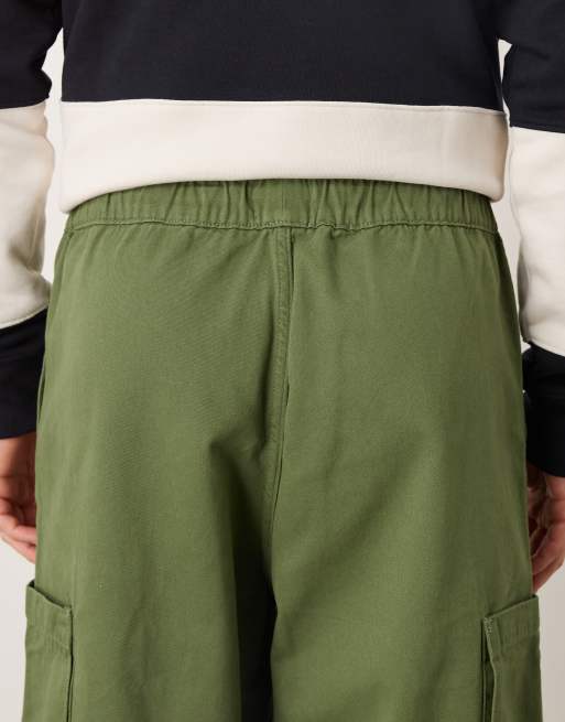 ASOS DESIGN loose straight elasticized pull on cargo pants in khaki green, 5 of 5