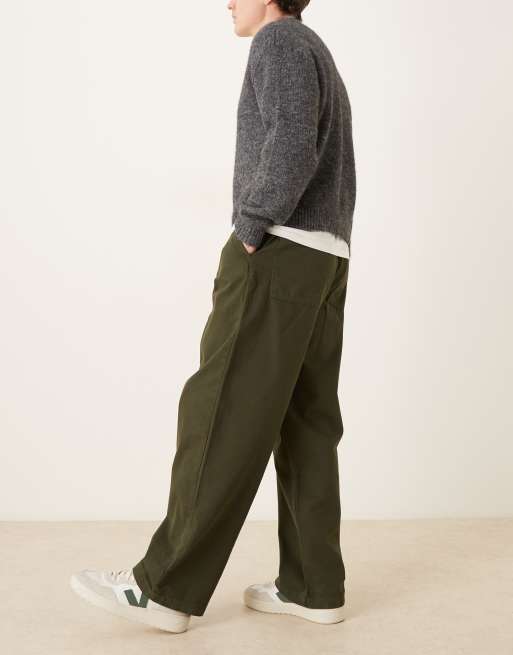 ASOS DESIGN loose straight fit pants with pleat detail in dark green, 3 of 5
