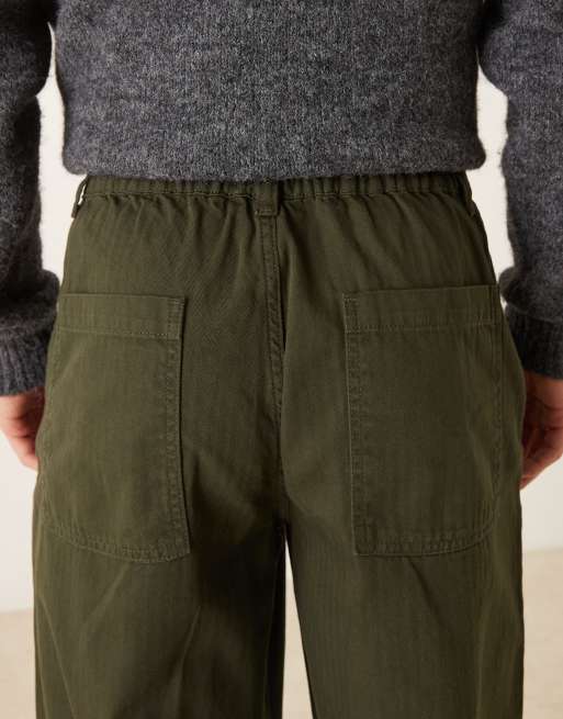ASOS DESIGN loose straight fit trousers with pleat detail in dark green, 5 of 5