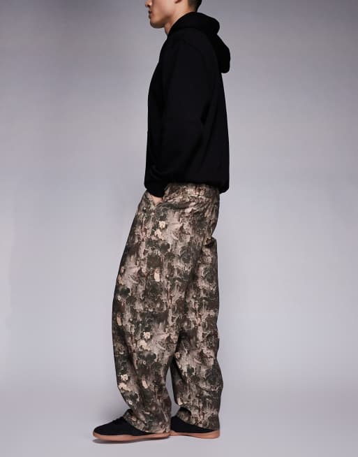 ASOS DESIGN loose straight jeans in camo print in brown, 2 of 5