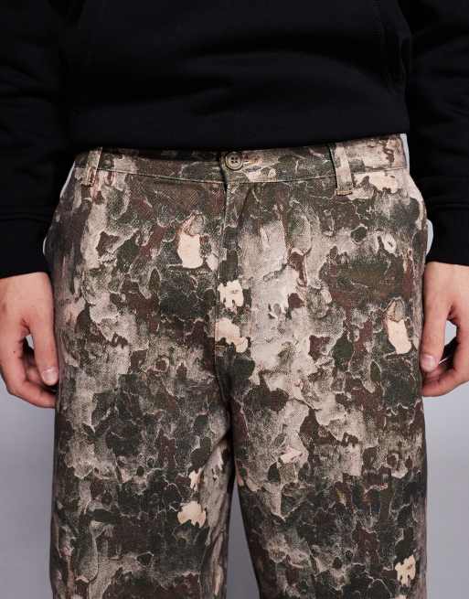 ASOS DESIGN loose straight jeans in camo print in brown, 4 of 5