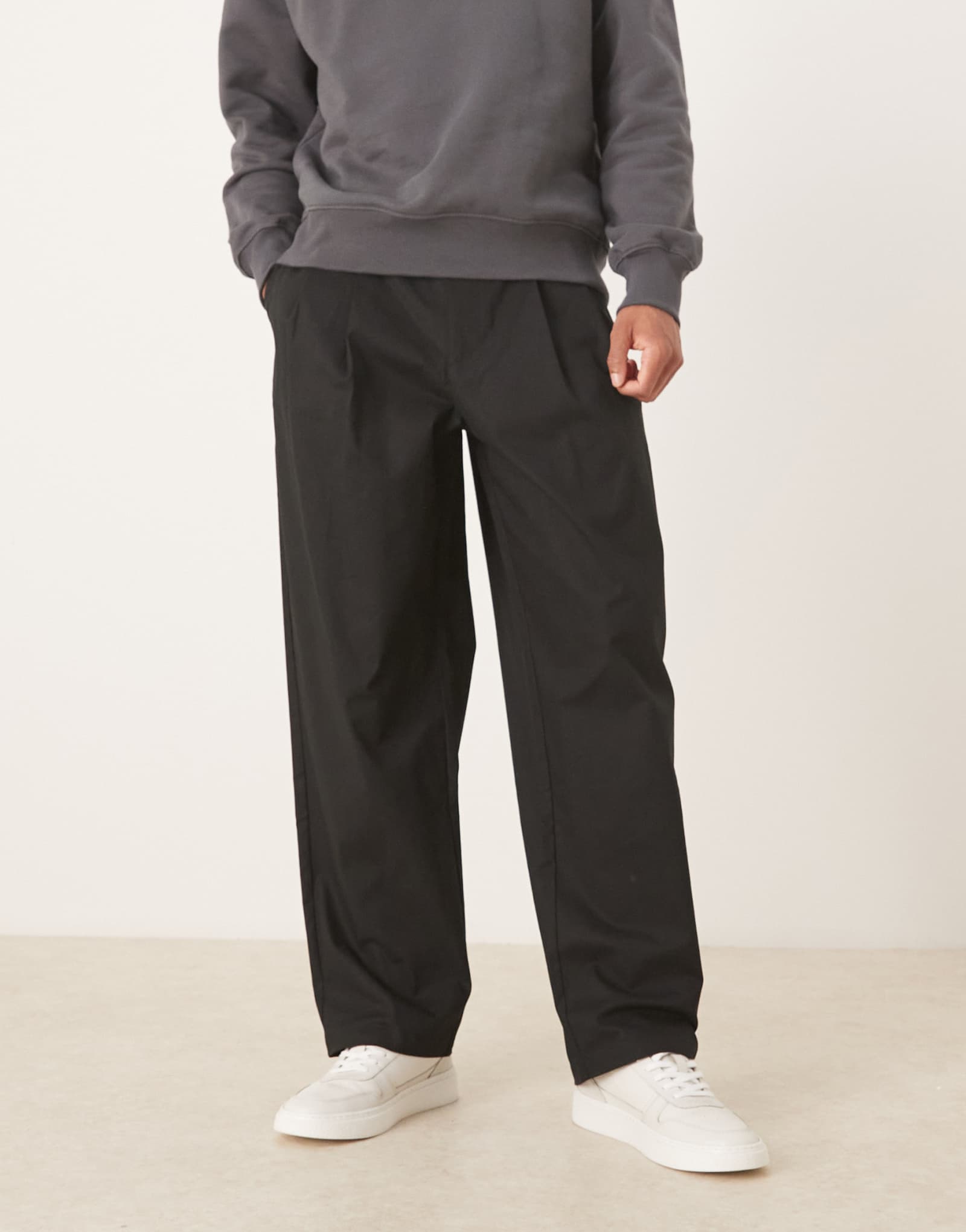 ДИЗАЙНЕРСКИЕ свободные брюки прямого кроя ASOS черного цвета с поясом