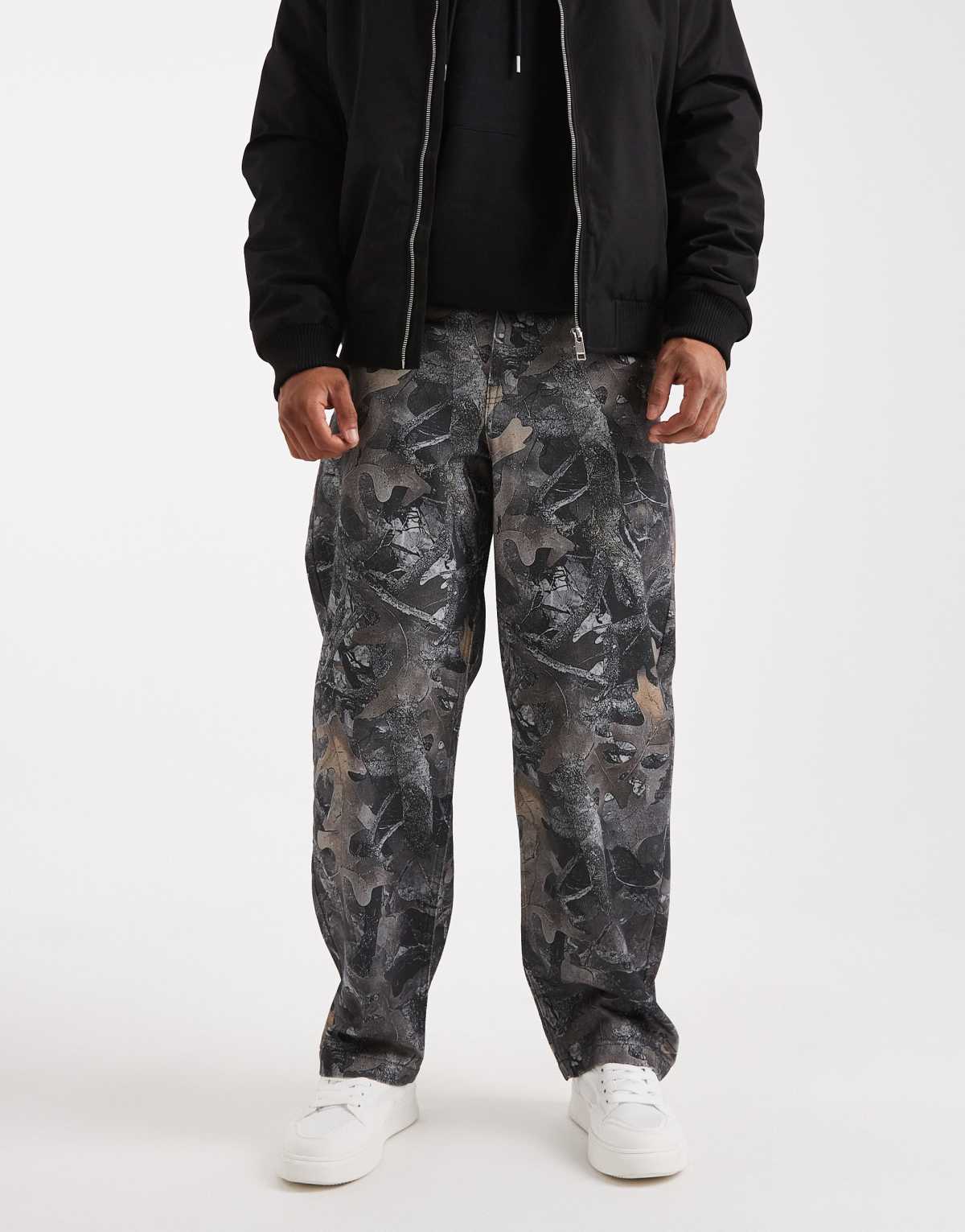 ASOS DESIGN loose straight trousers in camo
