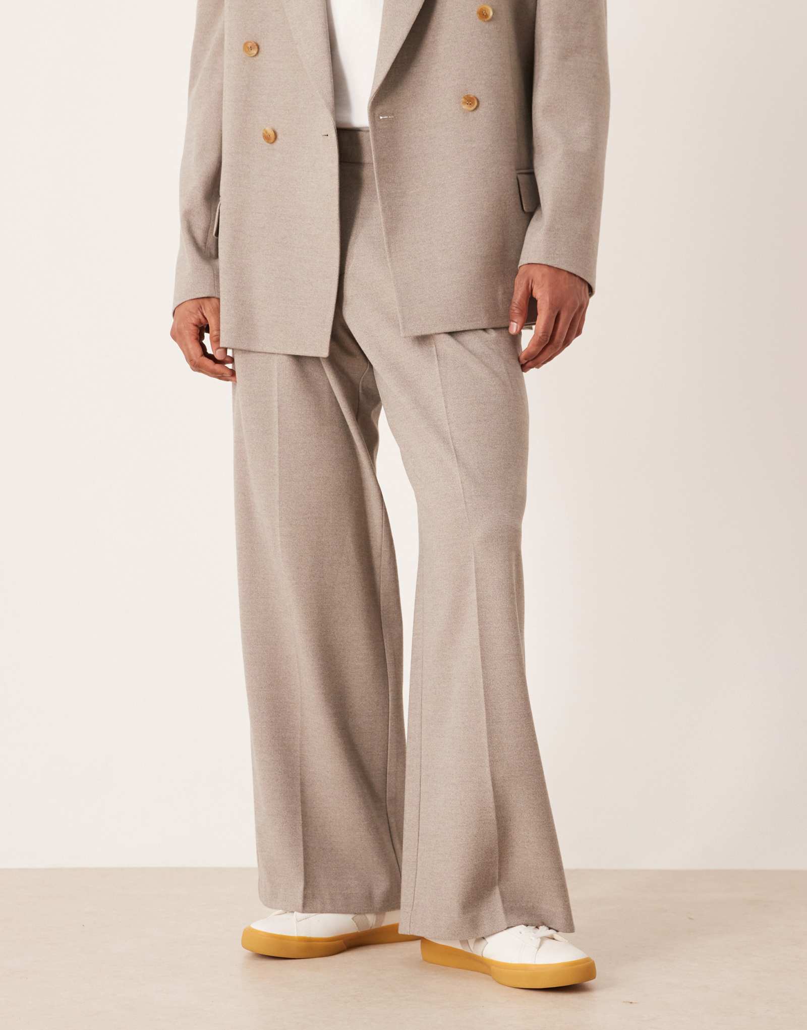 Свободные костюмные брюки ASOS DESIGN из бежевой фланели