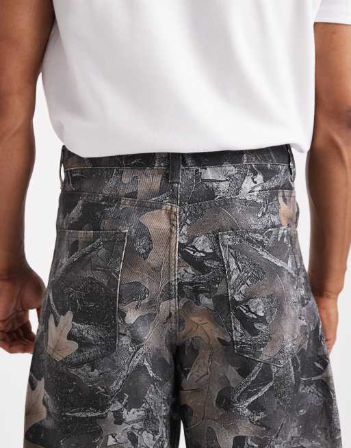 ASOS DESIGN loose trousers in camo , 5 of 5