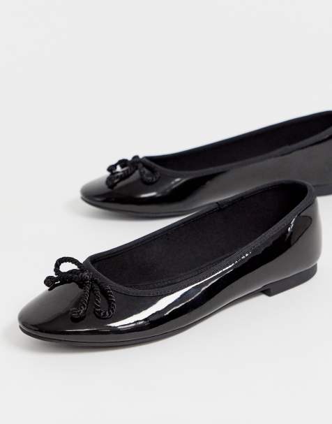 ASOS DESIGN – Loretta – Flache Ballerinas in Schwarz mit Zierschleife