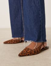 Topshop Gilly heeled toe thong with metal detail in black
