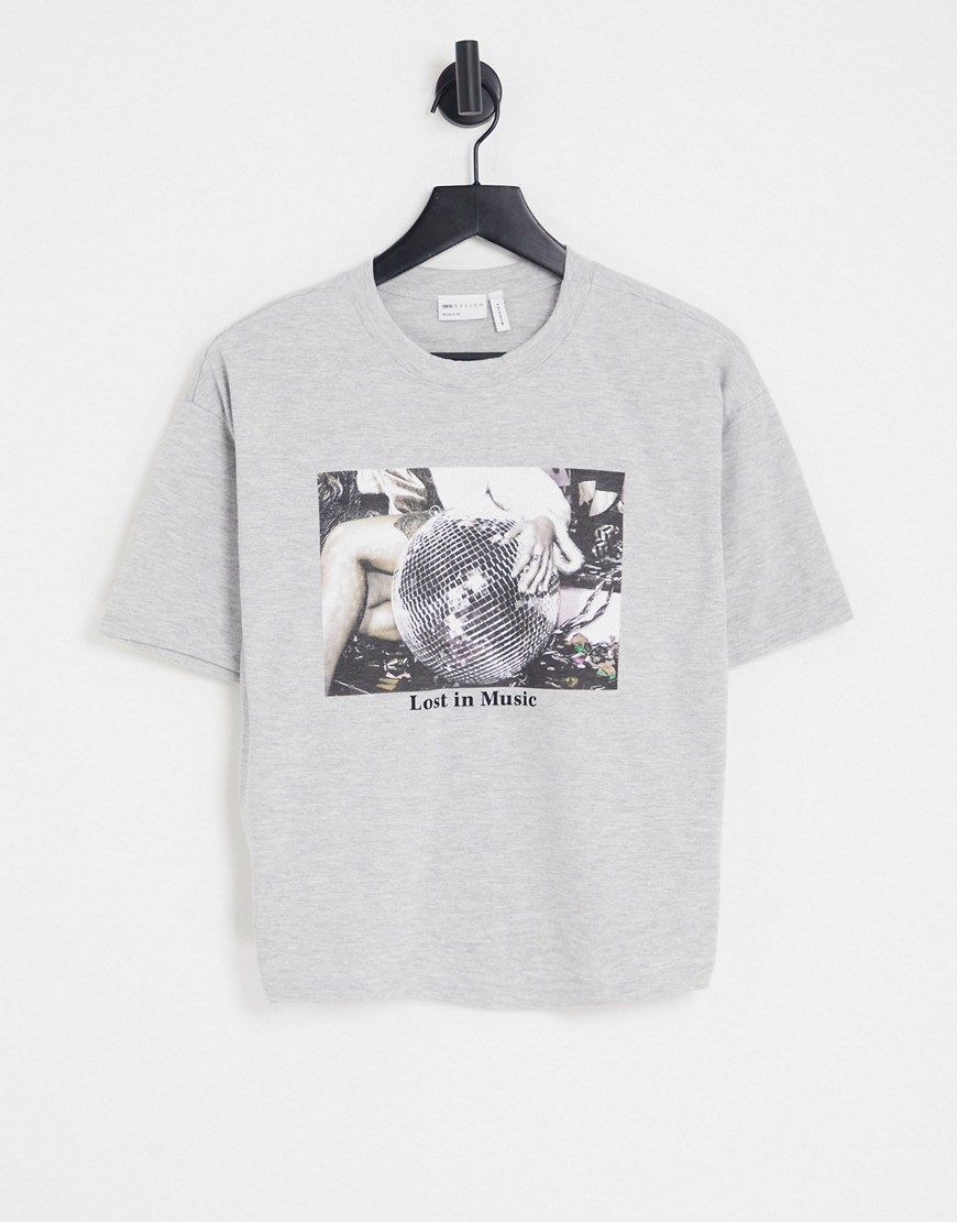 ASOS DESIGN lost in music photographic t-shirt in gray heather