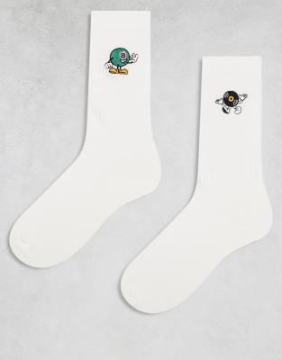ASOS DESIGN - Lot de 2 paires de chaussettes avec broderies personnages - Blanc