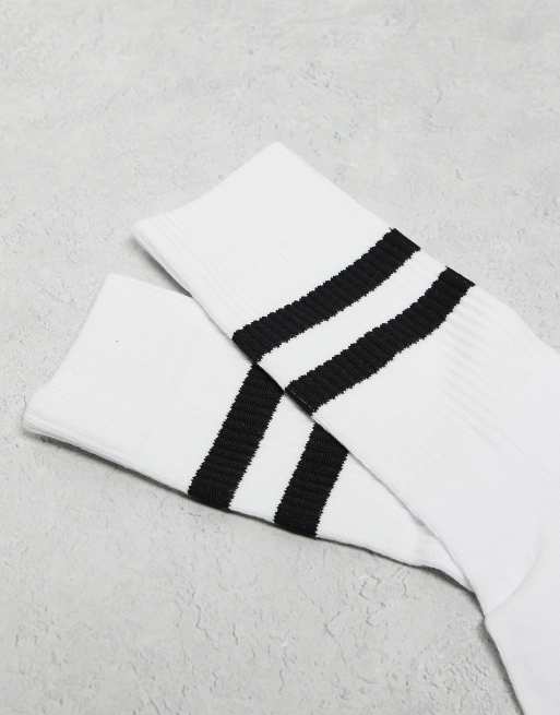 ASOS DESIGN - Lot de 5 paires de chaussettes de sport avec rayures noires - Blanc, 4 de 4