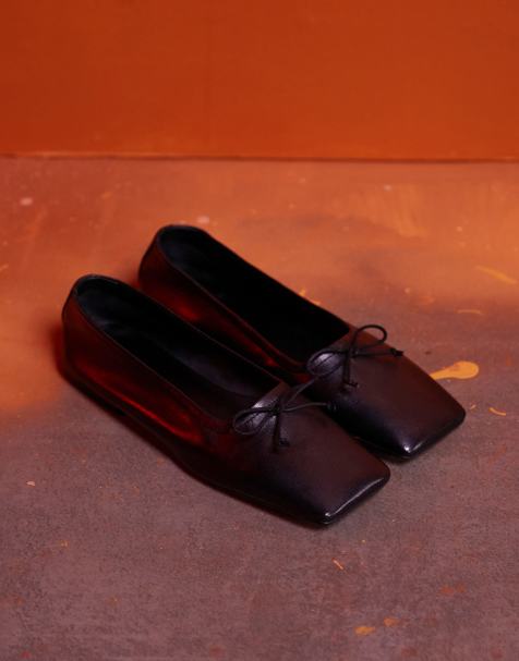 ASOS DESIGN - Lotus - Ballerine premium in pelle nere - view 1