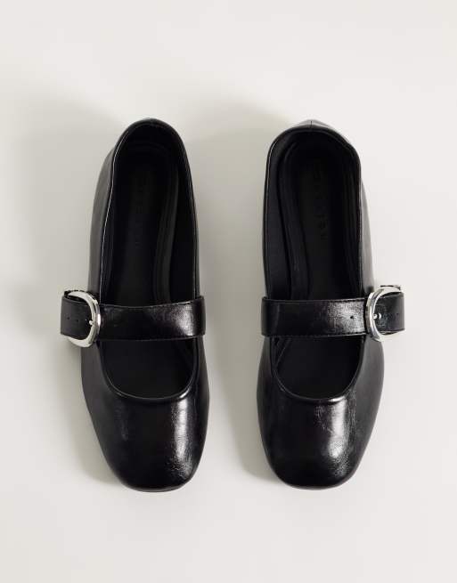 ASOS DESIGN Lotus buckle detail mary jane ballets in black croc, 2 of 4