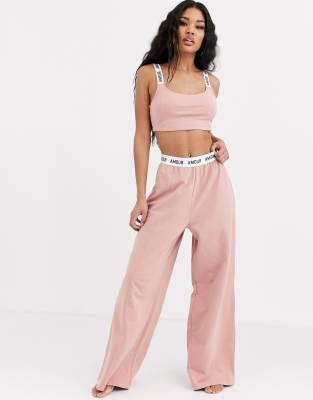 ASOS DESIGN - Lounge amour - Crop top \u0026 broek met wijde pijpen, set | ASOS