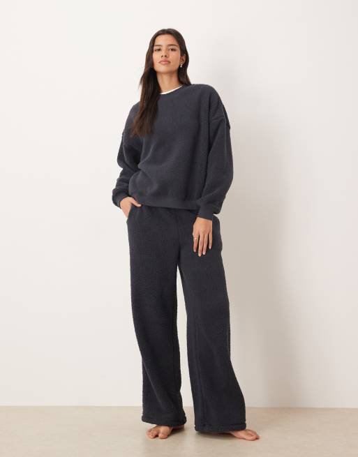 ASOS DESIGN lounge cuddle crew neck sweat & wide leg pants set in inky blue, 4 of 4