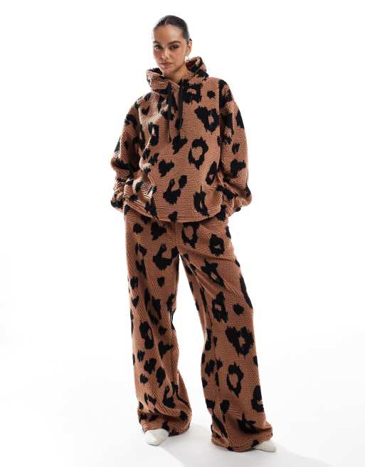 ASOS DESIGN lounge honeycomb hoodie and sweatpants set in