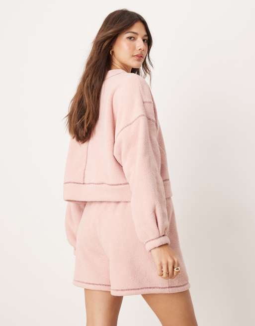 ASOS DESIGN lounge microfleece crew neck sweatshirt & shorts set in pink with contrast trim, 4 of 4