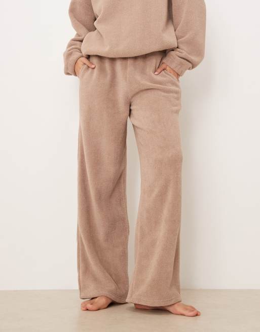 ASOS DESIGN lounge microfleece wide leg trouser in taupe, 4 of 4