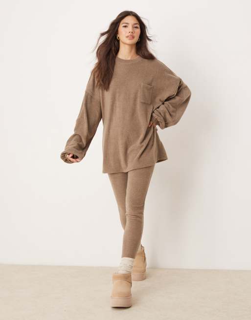 ASOS DESIGN - Lounge - Mix en match - Fleece legging in bruin
