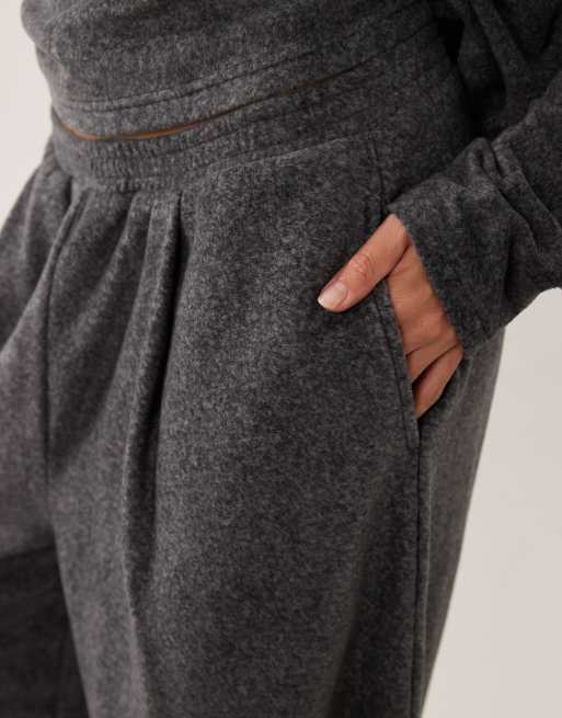 ASOS DESIGN lounge mix & match lichte fleece ballon jogger in antracietgrijs, 4 van 4