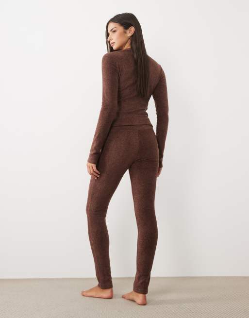 ASOS DESIGN lounge mix & match lichtgewicht fleece legging in donkerbruin, 2 van 5