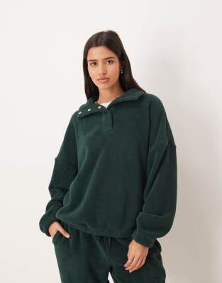ASOS DESIGN - Lounge-Pullover aus Mikrofleece in Khaki mit Kragen und Oversize-Schnitt-Grün