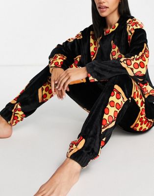 ASOS DESIGN lounge super soft pizza fleece sweat & sweatpants set in black
