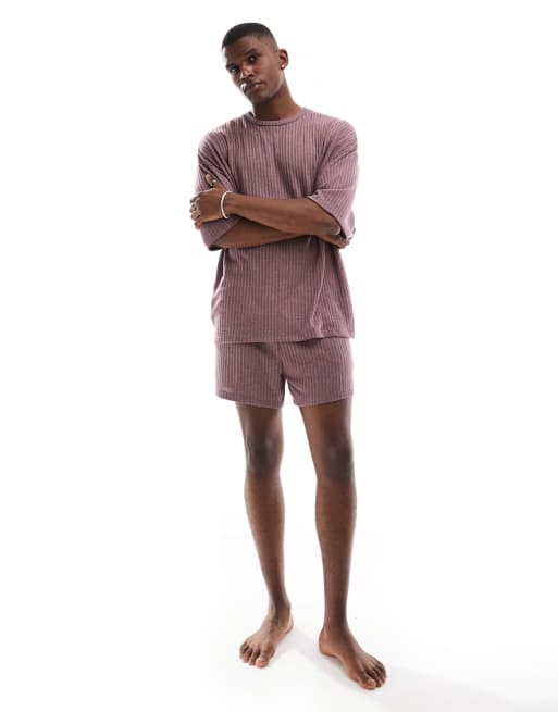 ASOS DESIGN - Loungekleding - Set van geribbelde T-shirt en shorts in donkerbruin
