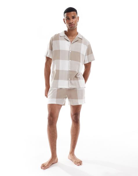 ASOS DESIGN - Loungekledingset van geruit overhemd en short in beige - view 1