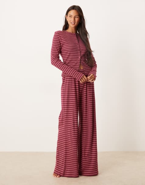 ASOS DESIGN - Loungesæt med brede ben og bordeauxrøde striber - view 1