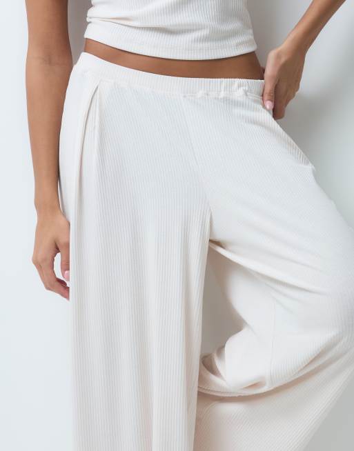 ASOS DESIGN loungewear mix og match ribstrikket underdel med brede ben i creme, 5 af 5