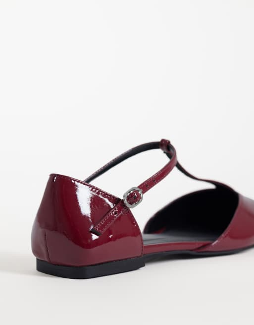 ASOS DESIGN Lover spidse T-bar ballerinaer i burgundy, 4 af 4