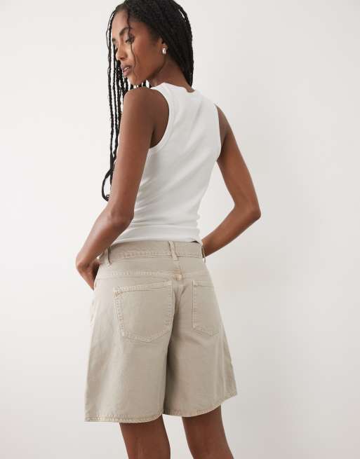 ASOS DESIGN low rise bermuda shorts in taupe, 5 of 5