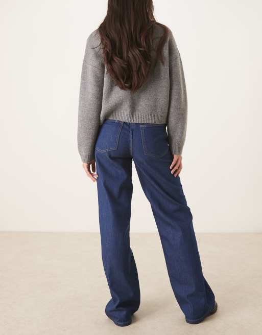 ASOS DESIGN low rise clean waistband jeans in indigo, 2 of 5