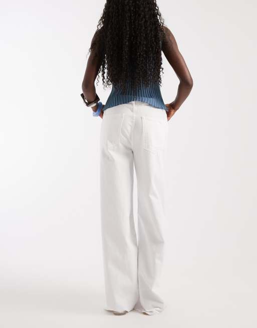 ASOS DESIGN low rise raw waistband straight leg jeans in white, 3 of 5