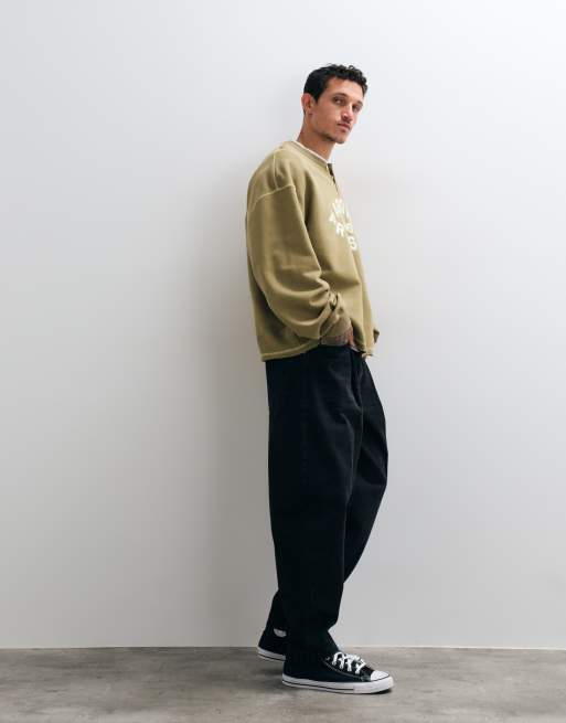 ASOS DESIGN low rise slim barrel jeans in washed black with pleats, 2 of 5